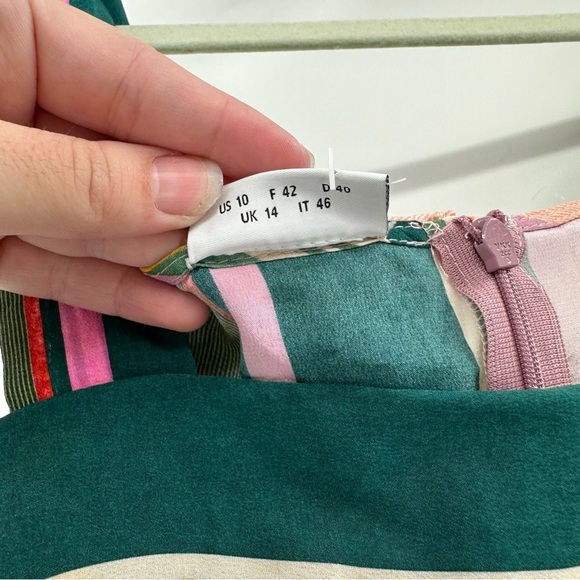 Akris Punto Stripe Sleeveless Square Neck Silk Top Size 10 Career Basic - Picture 5 of 5